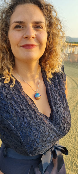 Collier avec pendentif opale Galaxy Earth, fait-main, cadeau idéal